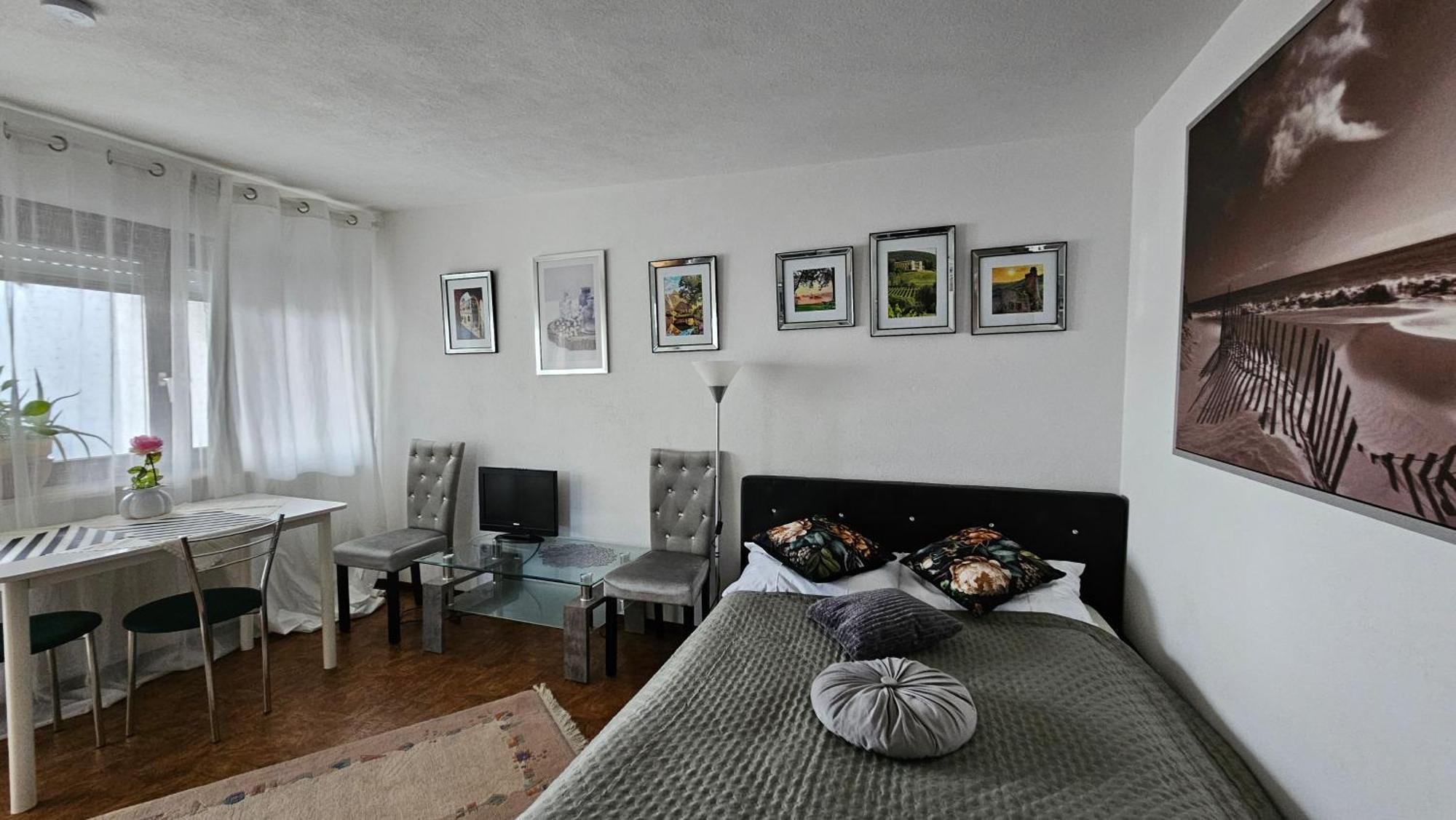 Apartment Ferienwohnung Bad Bergzabern *